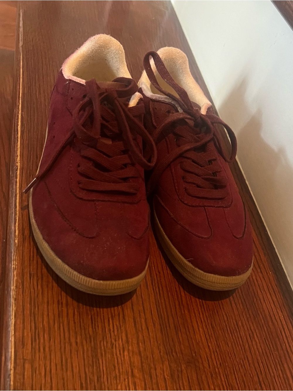 H&M Women’s Burgundy Suede Casual Sneakers